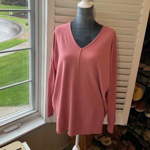URBAN DAIZY V Neck Hi Lo Sweater size Small